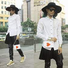 Jakarta Street Style Stunning Leather Clothing Trends